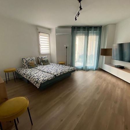 Rives Du Lez - Prestige Apartment มงต์เปอลิเยร์ ภายนอก รูปภาพ